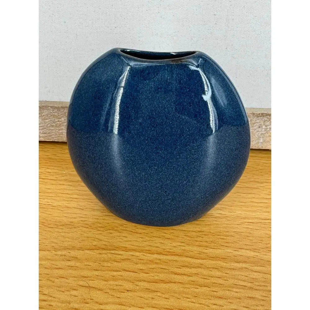 Vintage Otagiri Japan hand crafted blue iris floral ceramic vase small 4